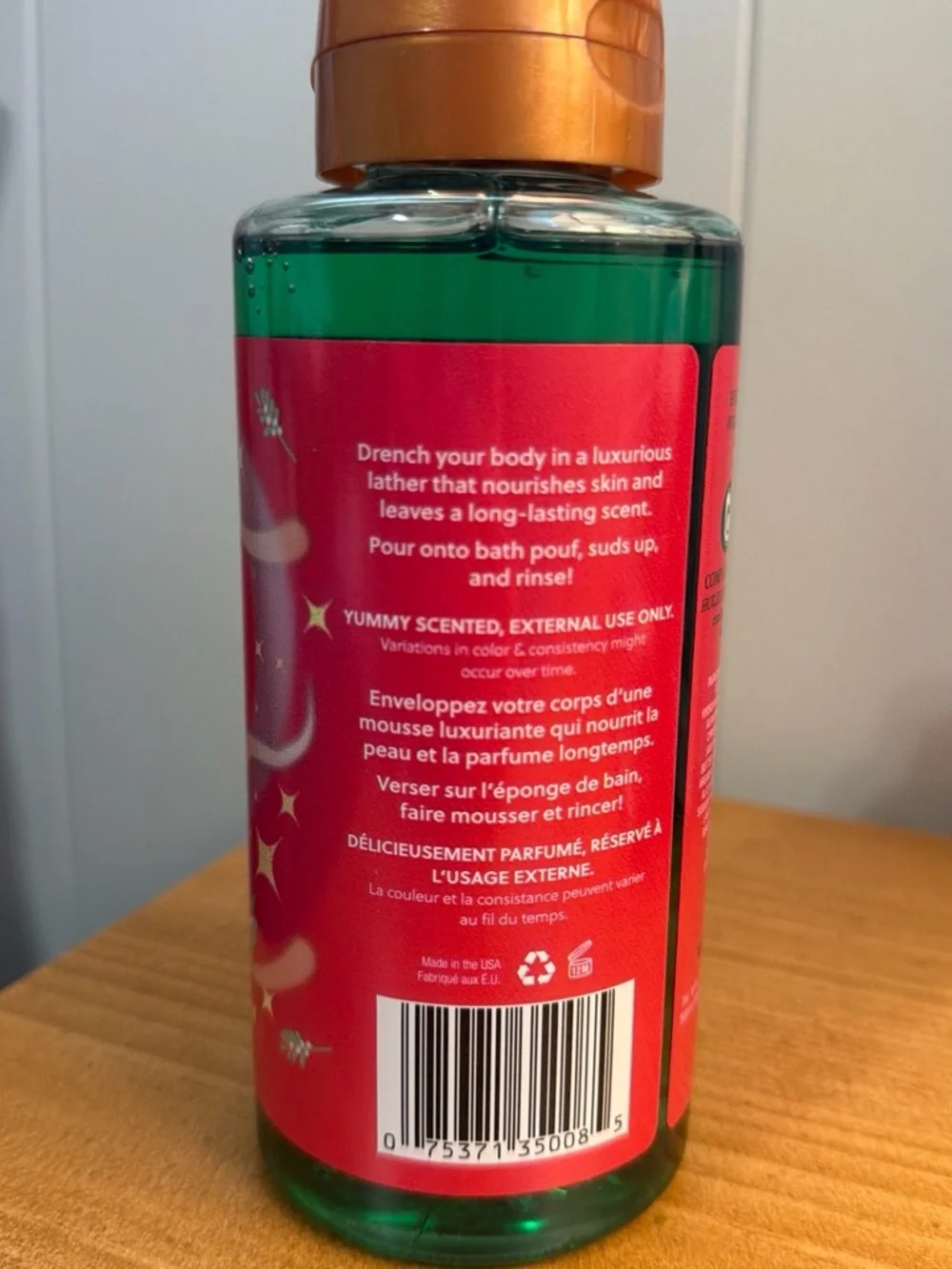 Tree Hut Mistletoe Magic Foaming Gel Wash - Green & Red